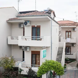 https://alexandra-studios.hotelschalkidiki.net