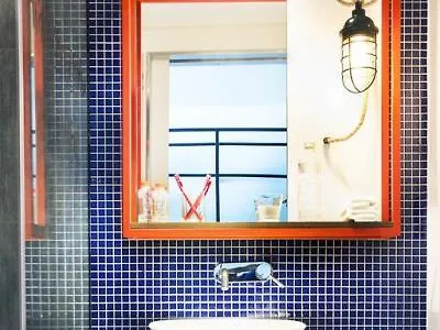 Hampton By Hilton Dubai Al Seef